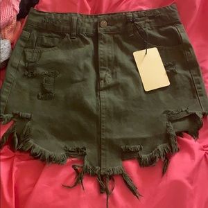 Army green destroyed skirt
